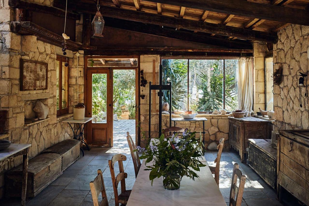 Nikolaou Art Residence Aegina Extérieur photo