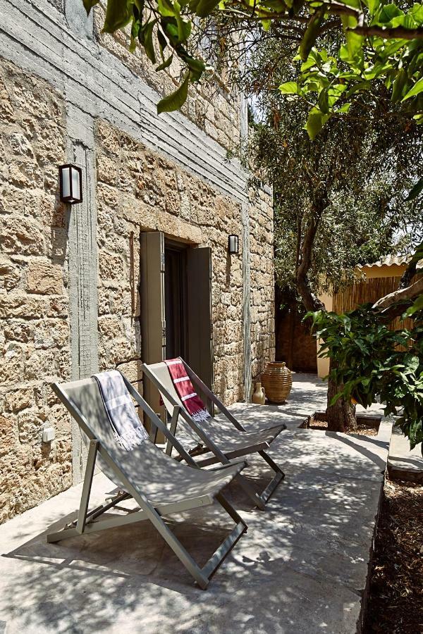 Nikolaou Art Residence Aegina Extérieur photo