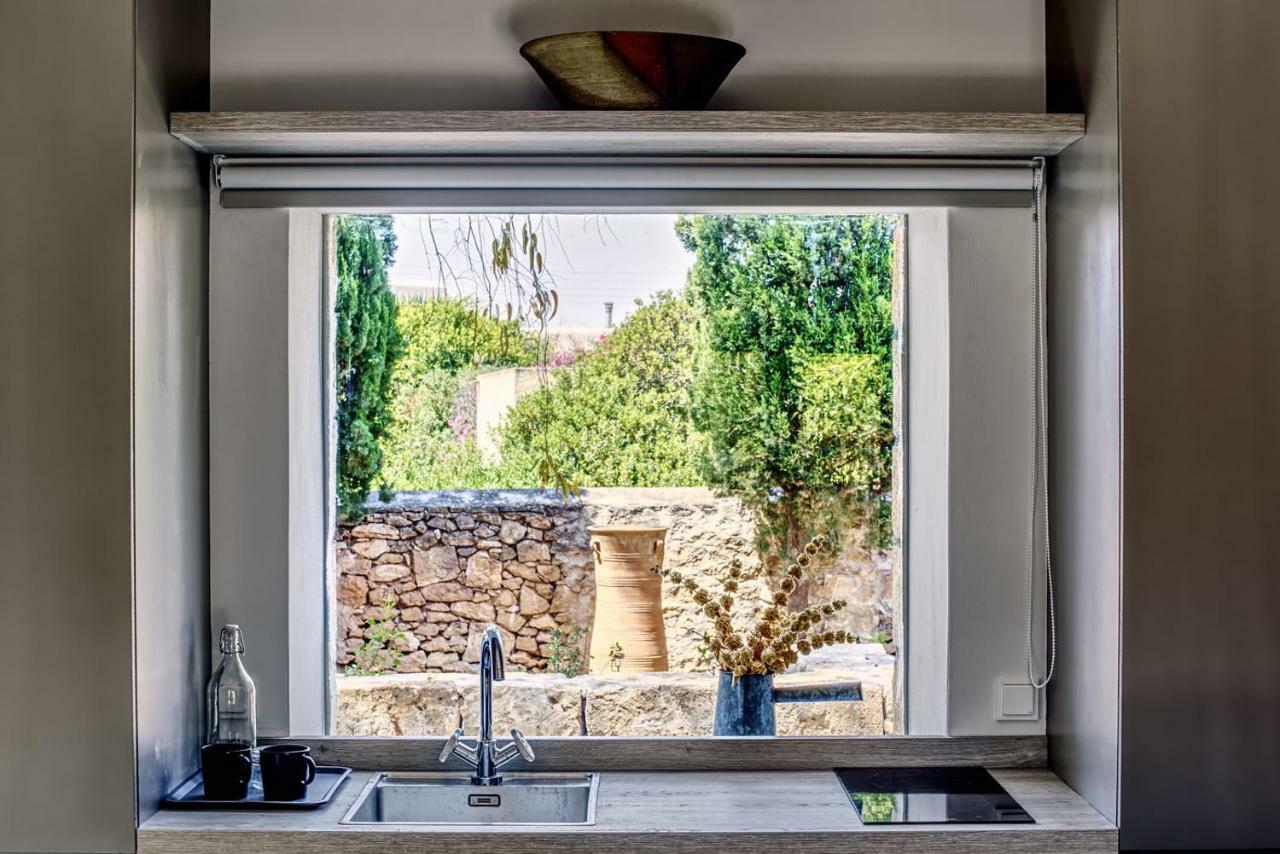 Nikolaou Art Residence Aegina Extérieur photo